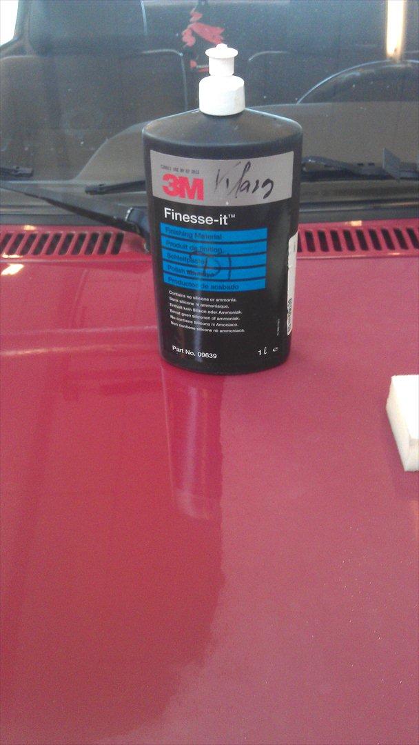 Opel Ascona C - LS - 2 dørs sedan - Se hvor meget den trængte til en polering, selvom man ikke lagde mærke til det så meget :) billede 6