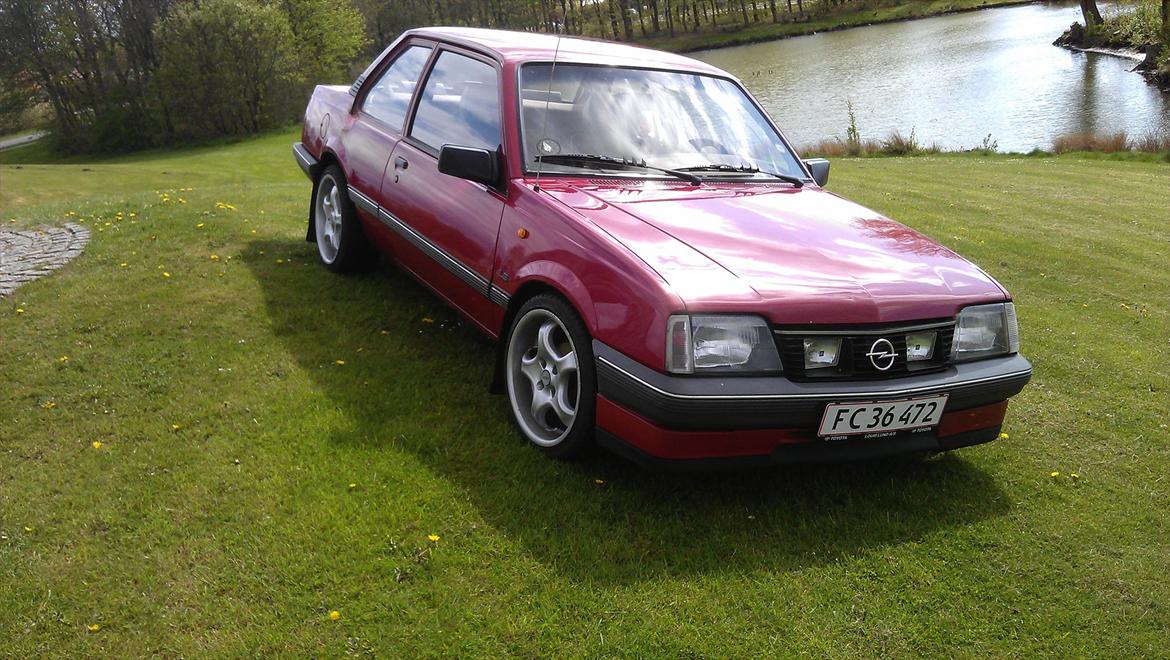 Opel Ascona C - LS - 2 dørs sedan - BLING ! ;) billede 12