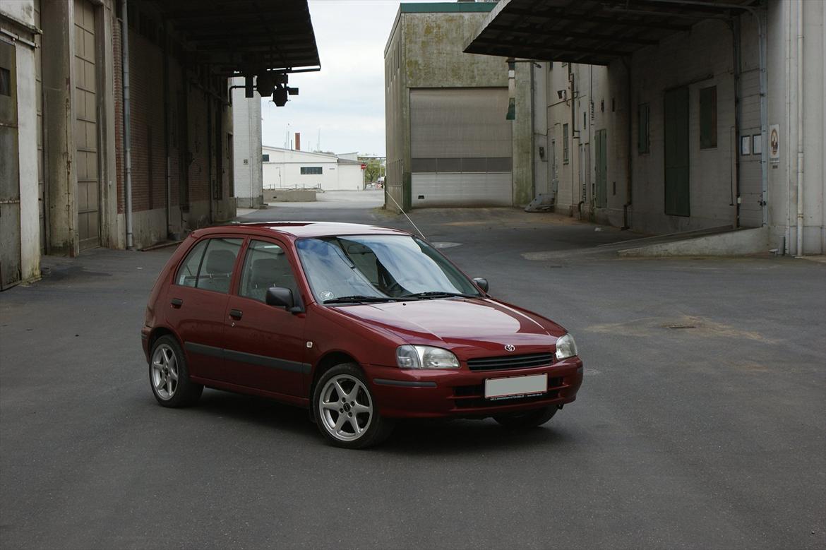 Toyota Starlet 1.3 16v SOLGT billede 6