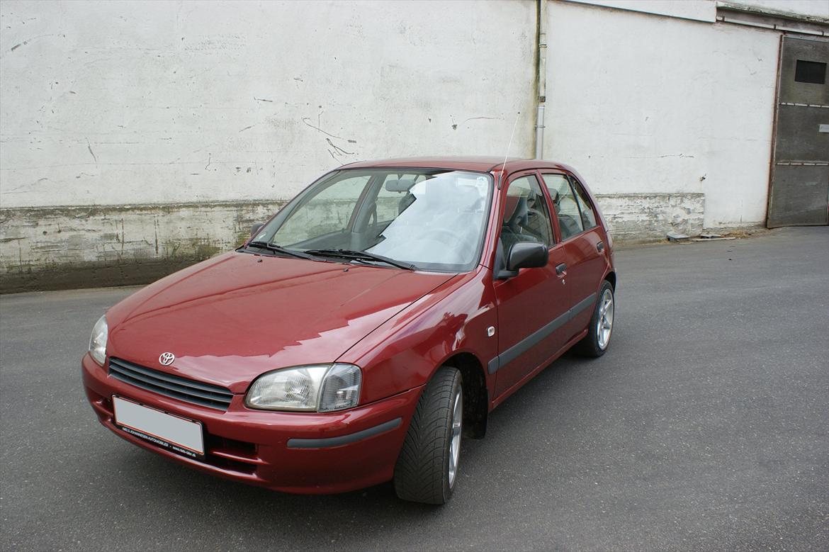 Toyota Starlet 1.3 16v SOLGT billede 12