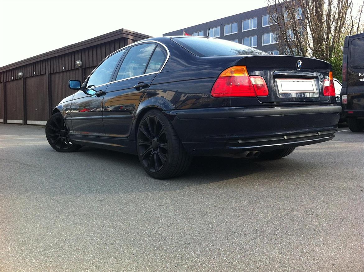 BMW 323 i E 46 steptronic Solgt billede 3
