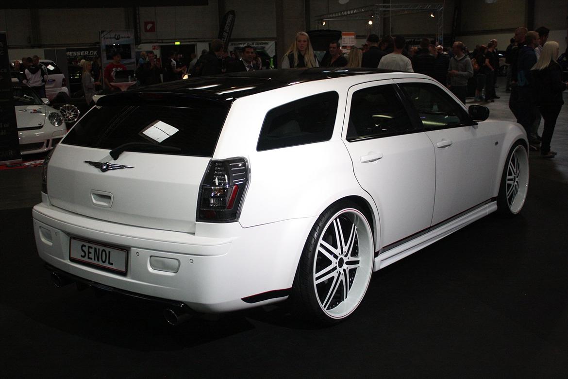 Chrysler 300C 5,7 V8 HEMI Touring VIP billede 9