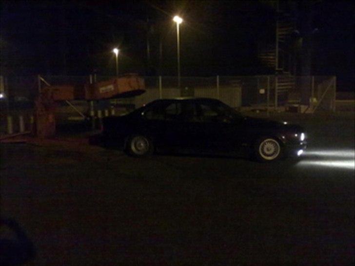 BMW e34 520i væk billede 3