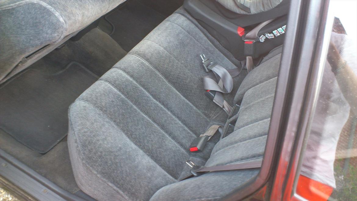 Mitsubishi Galant - bagsædet billede 6