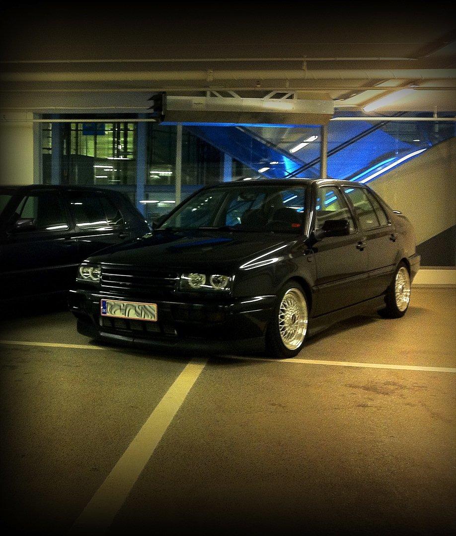 VW Vento VR6 Turbo Highline billede 2