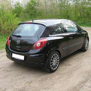 Opel Corsa 1,0 Essentia