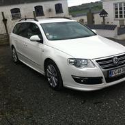 VW Passat 2,0 tdi R-Line