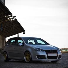 VW Golf 5 GTI "solgt"