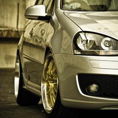 VW Golf 5 GTI "solgt"