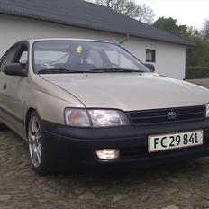 Toyota Carina E SOLGT!!
