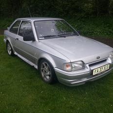 Ford escort 1.6 solgt