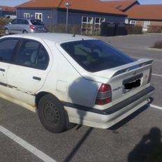 Nissan Primera SRI 1.6 16V Twincam