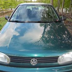 VW Golf 3 1,8 CL Solgt