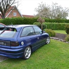 Opel astra gsi 8v