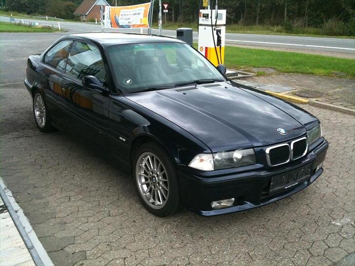BMW 320i Coupé e36 (SOLGT) billede 14