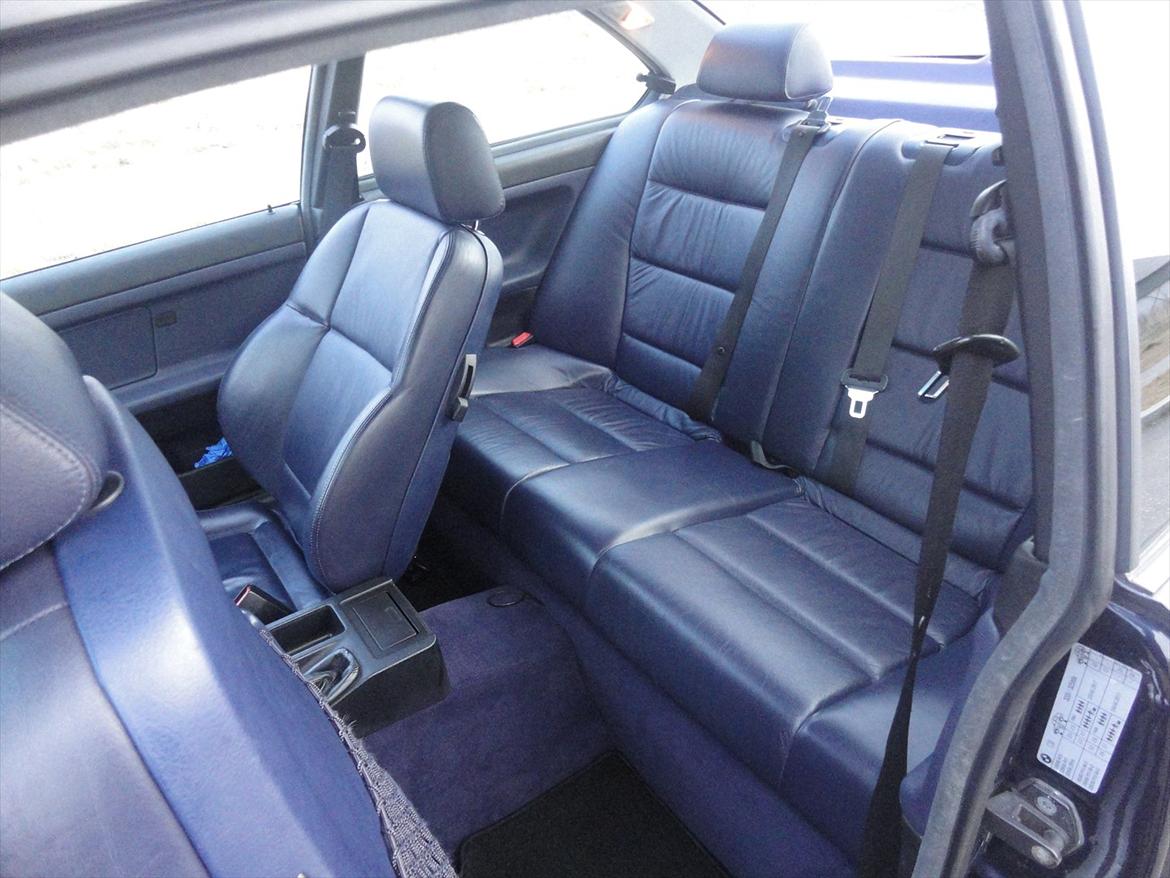 BMW 320i Coupé e36 (SOLGT) billede 12