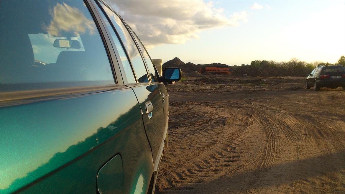 BMW 318I Touring E36 Totalskadet billede 3