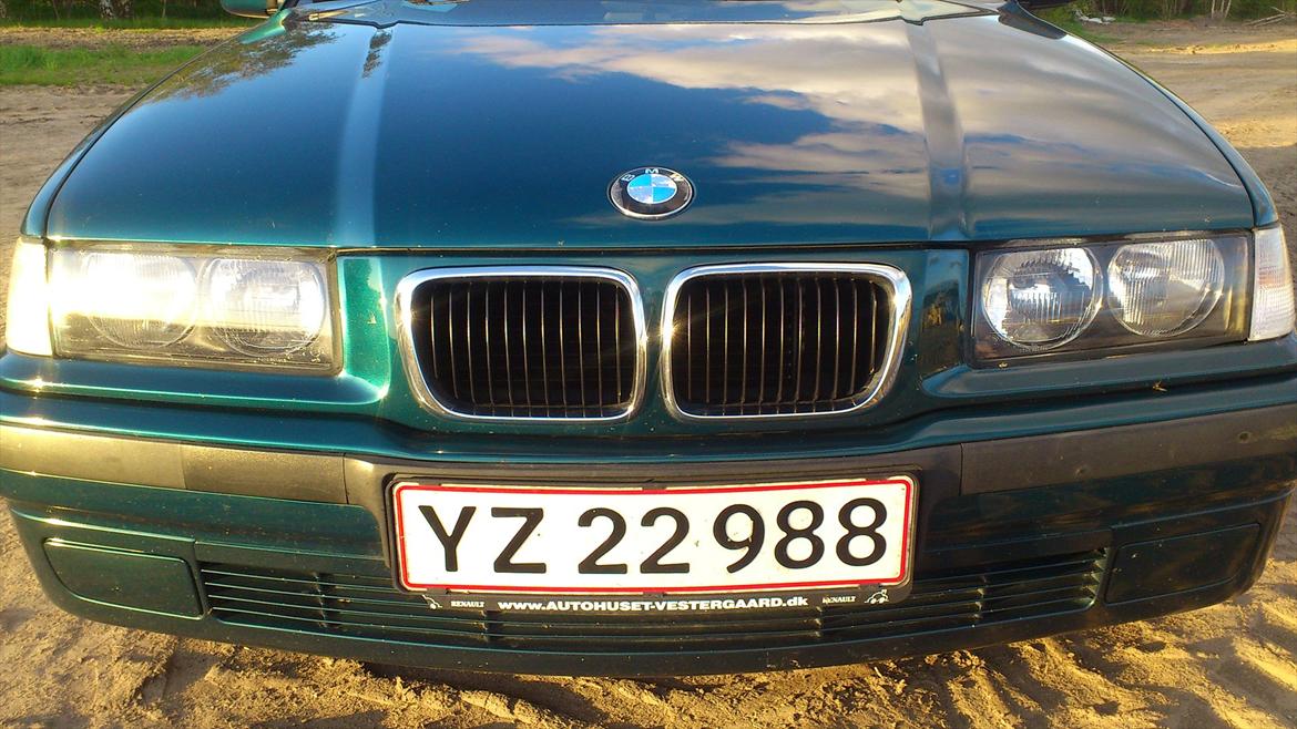 BMW 318I Touring E36 Totalskadet billede 6