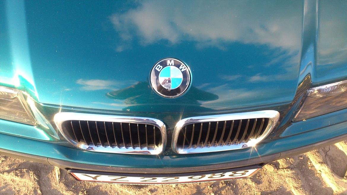 BMW 318I Touring E36 Totalskadet billede 8