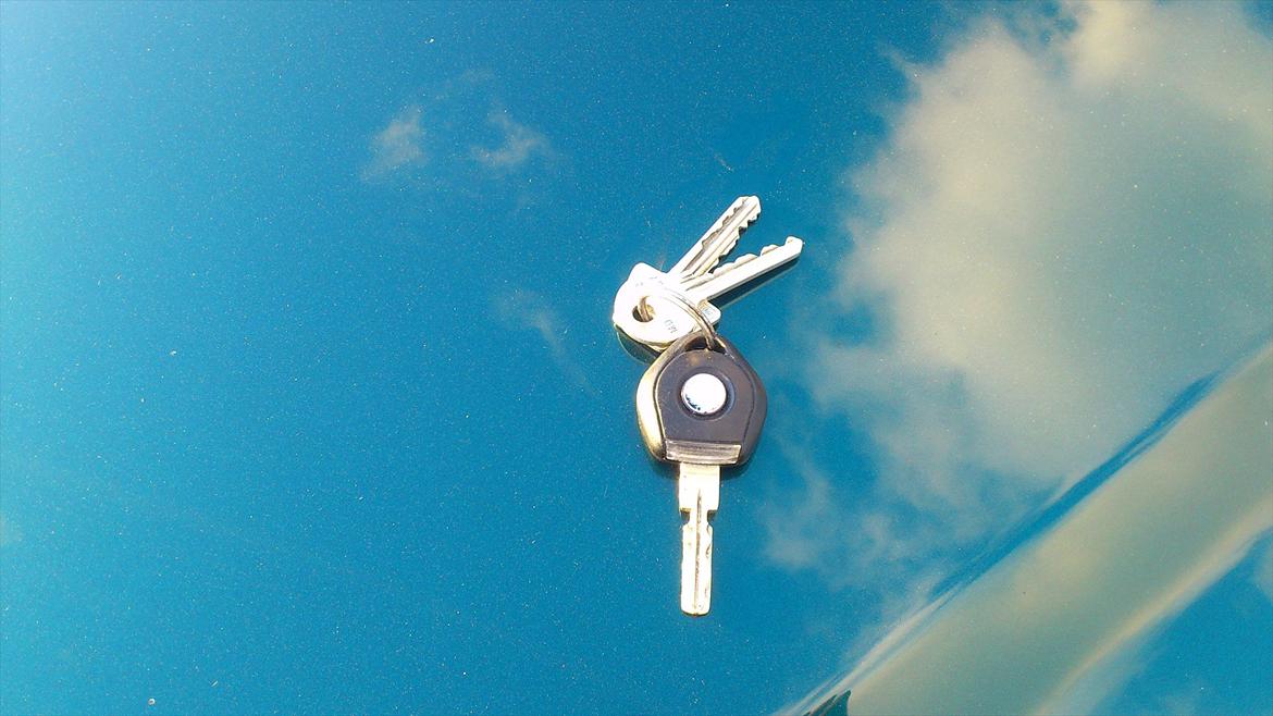 BMW 318I Touring E36 Totalskadet billede 15