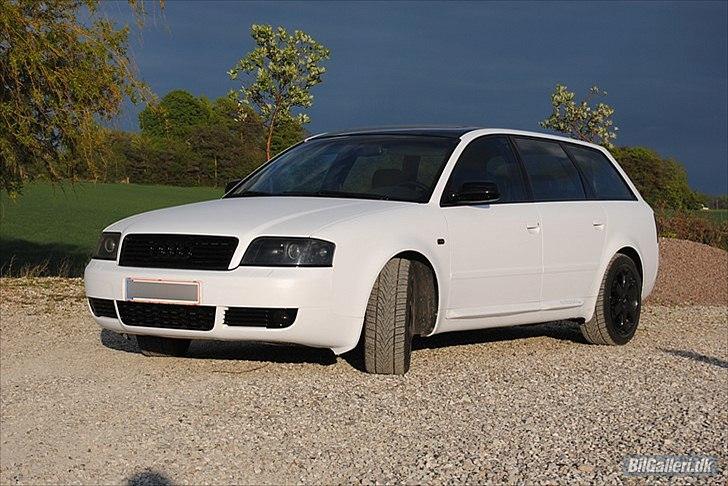 Audi A6 Avant Quattro "Mat hvid" billede 2