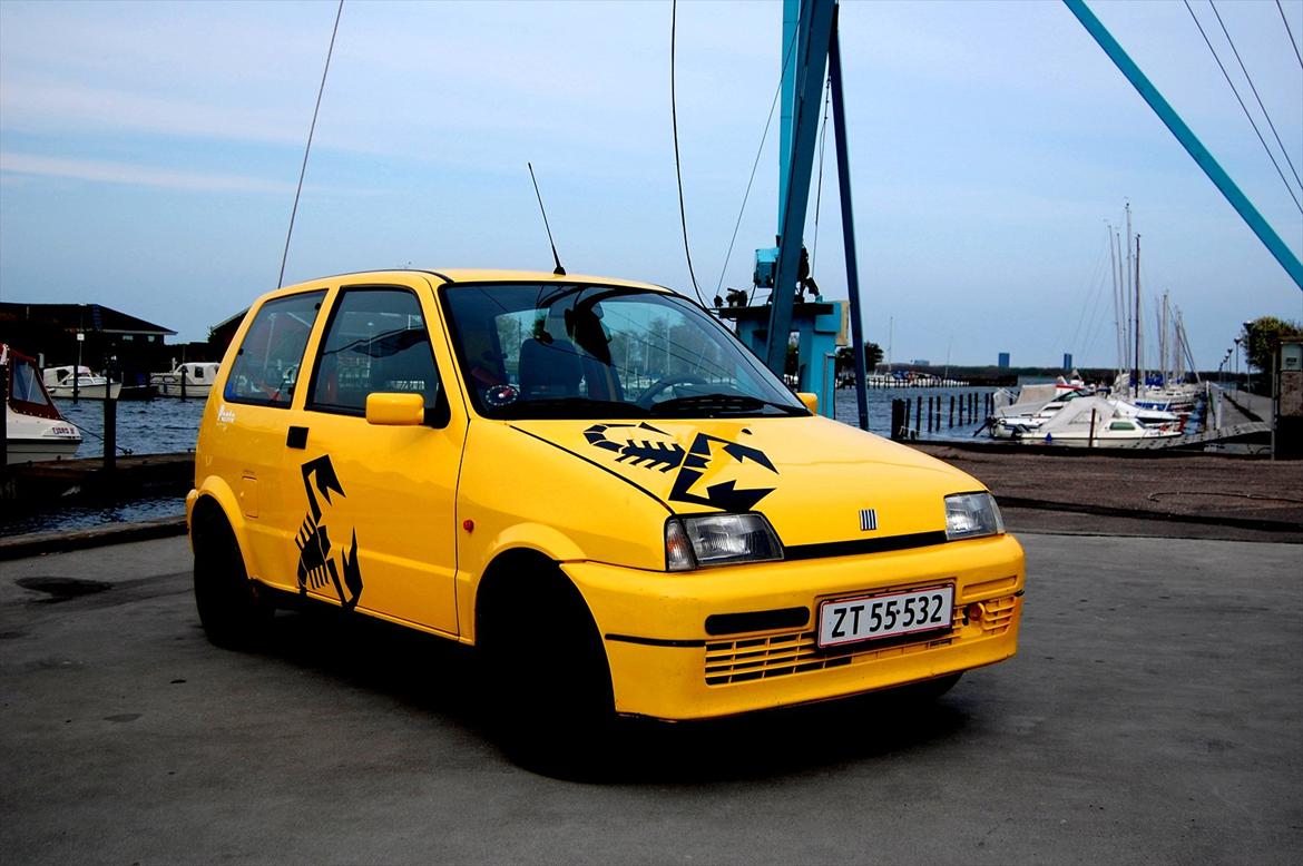Fiat Cinquecento 1.1 sporting - Så fik den lille fiat folie på :)  billede 1