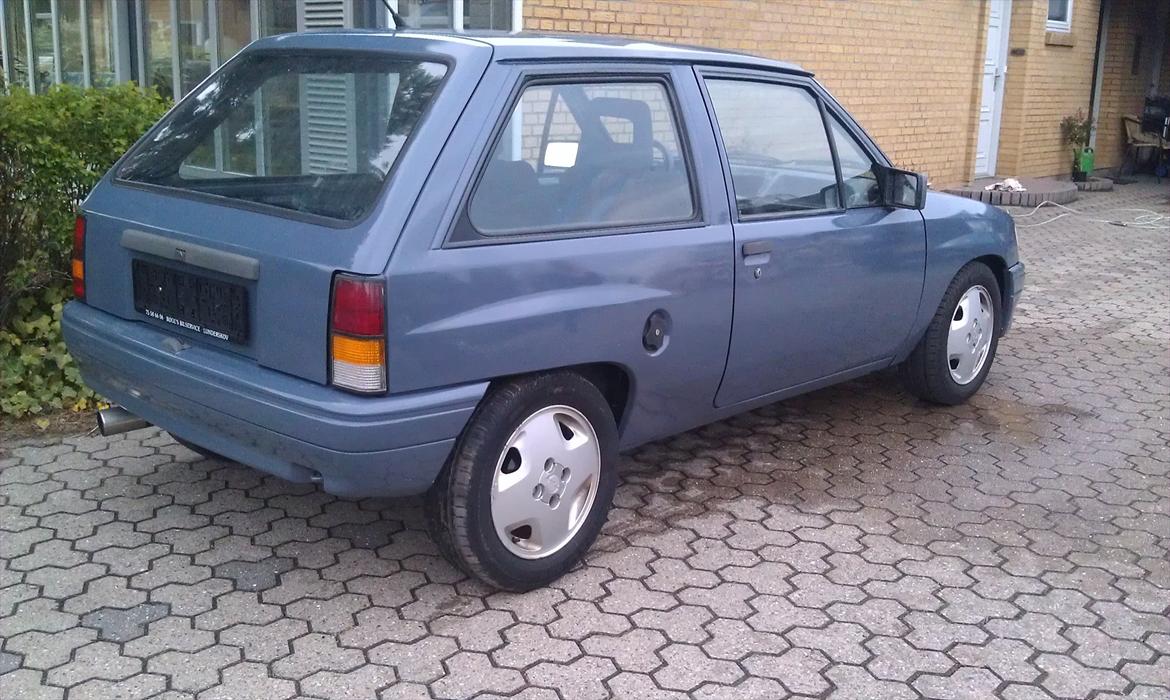 Opel Corsa A 1.6 GSi Turbo billede 10