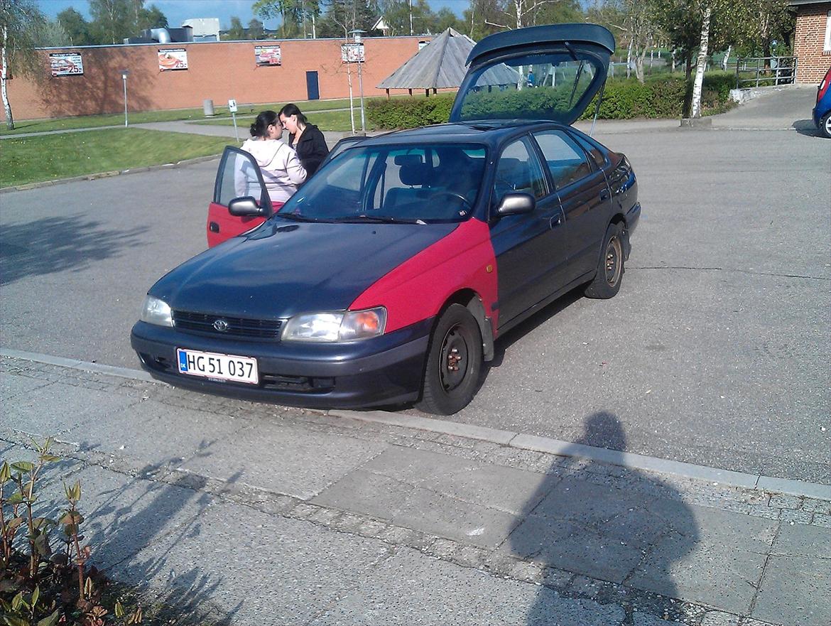 Toyota carina E solgt. billede 5