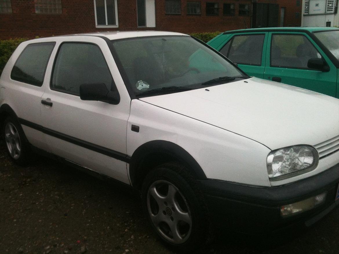 VW Golf 3 Totalskadet billede 4
