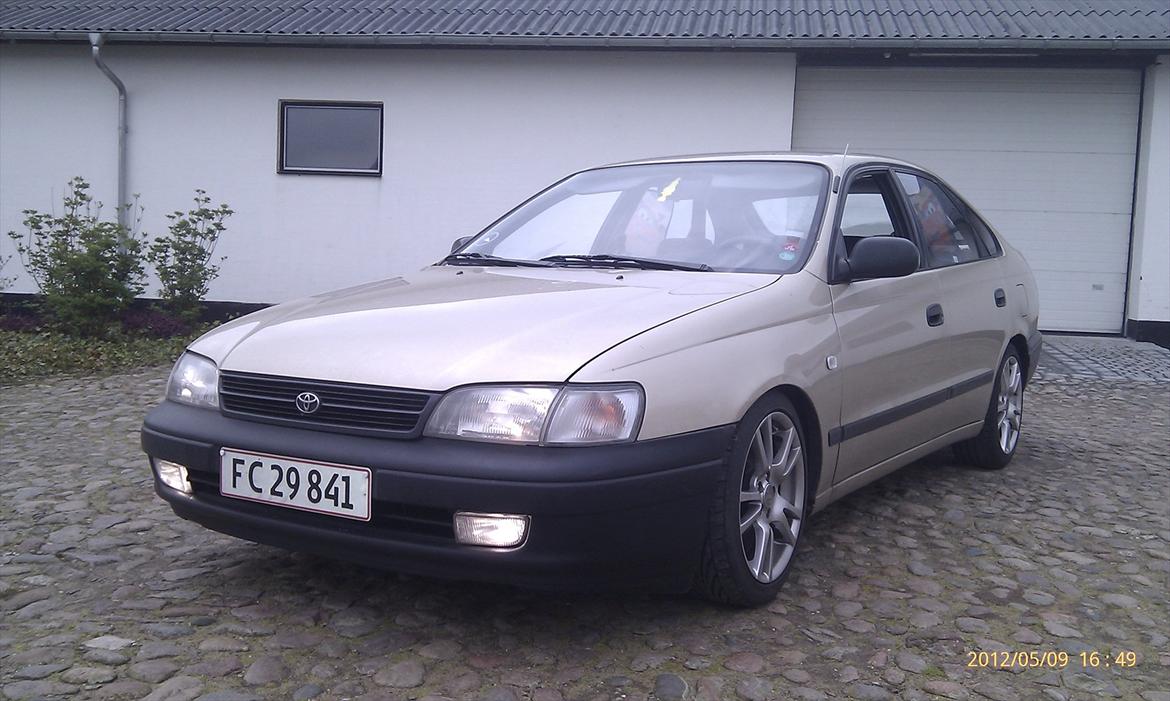 Toyota Carina E SOLGT!! billede 2