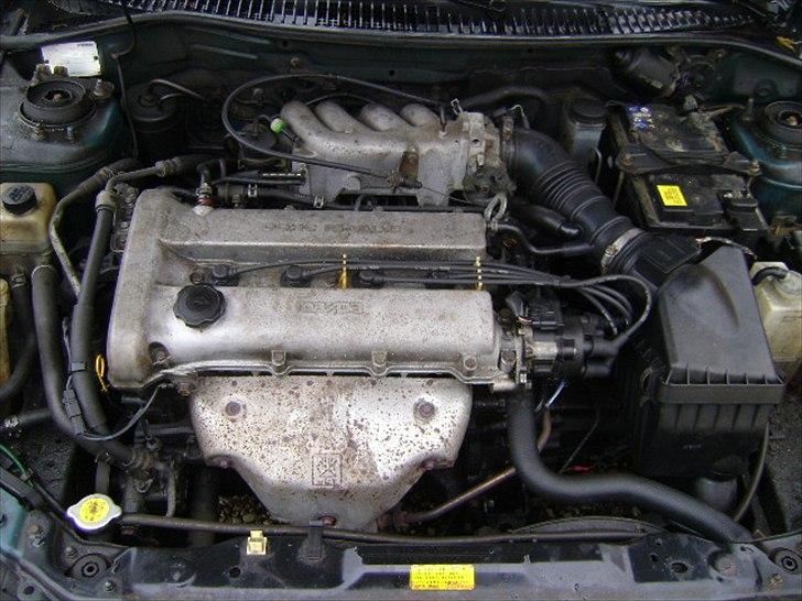 Mazda 323 f 1,8 Glx billede 8