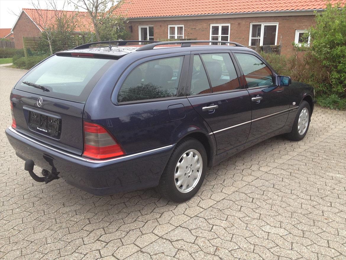 Mercedes Benz Mercedes-Benz C-klasse W202 C 220 TD Turbo 125HK S billede 3