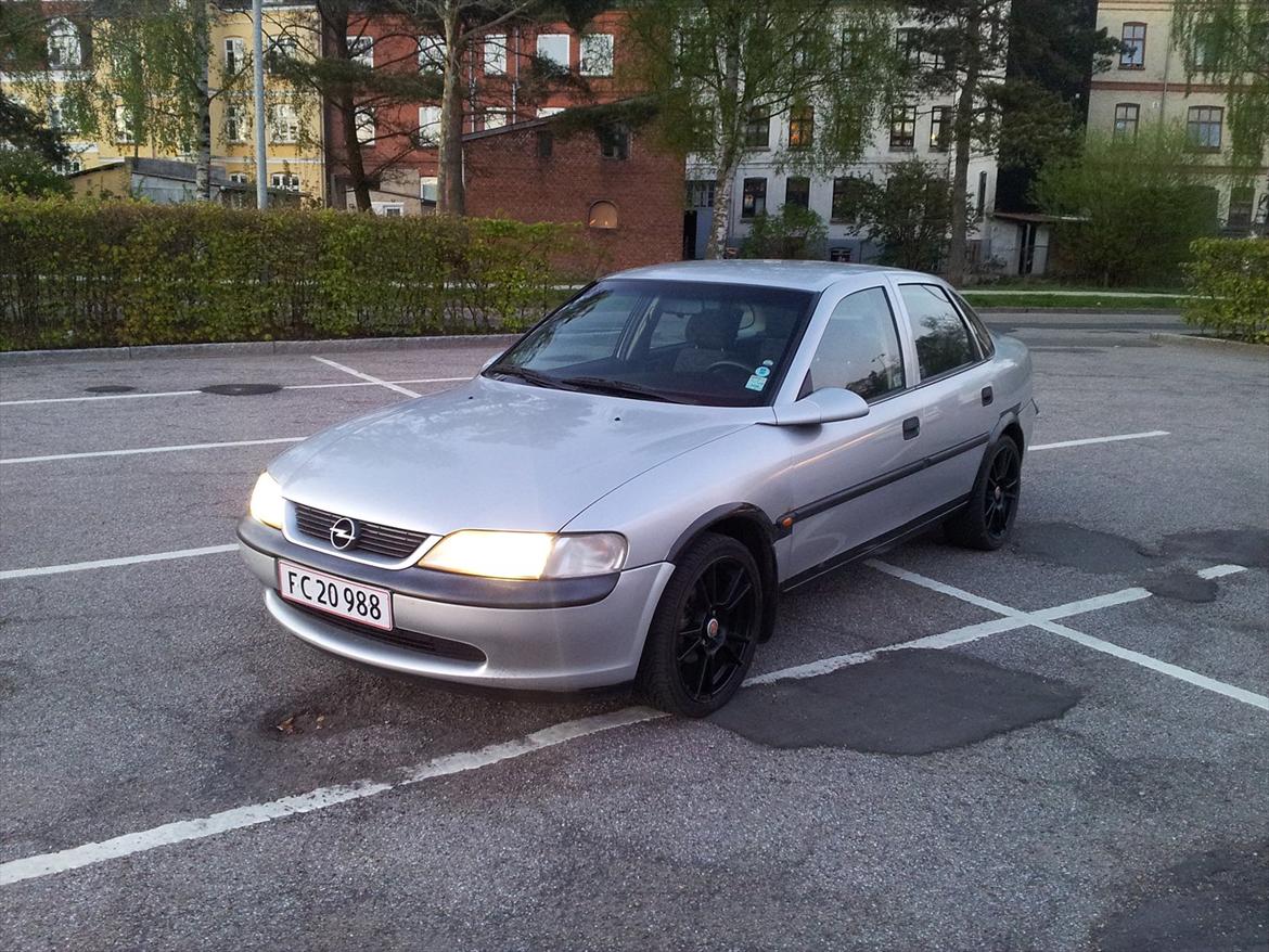 Opel Vectra b 1,8 (byttet) billede 2