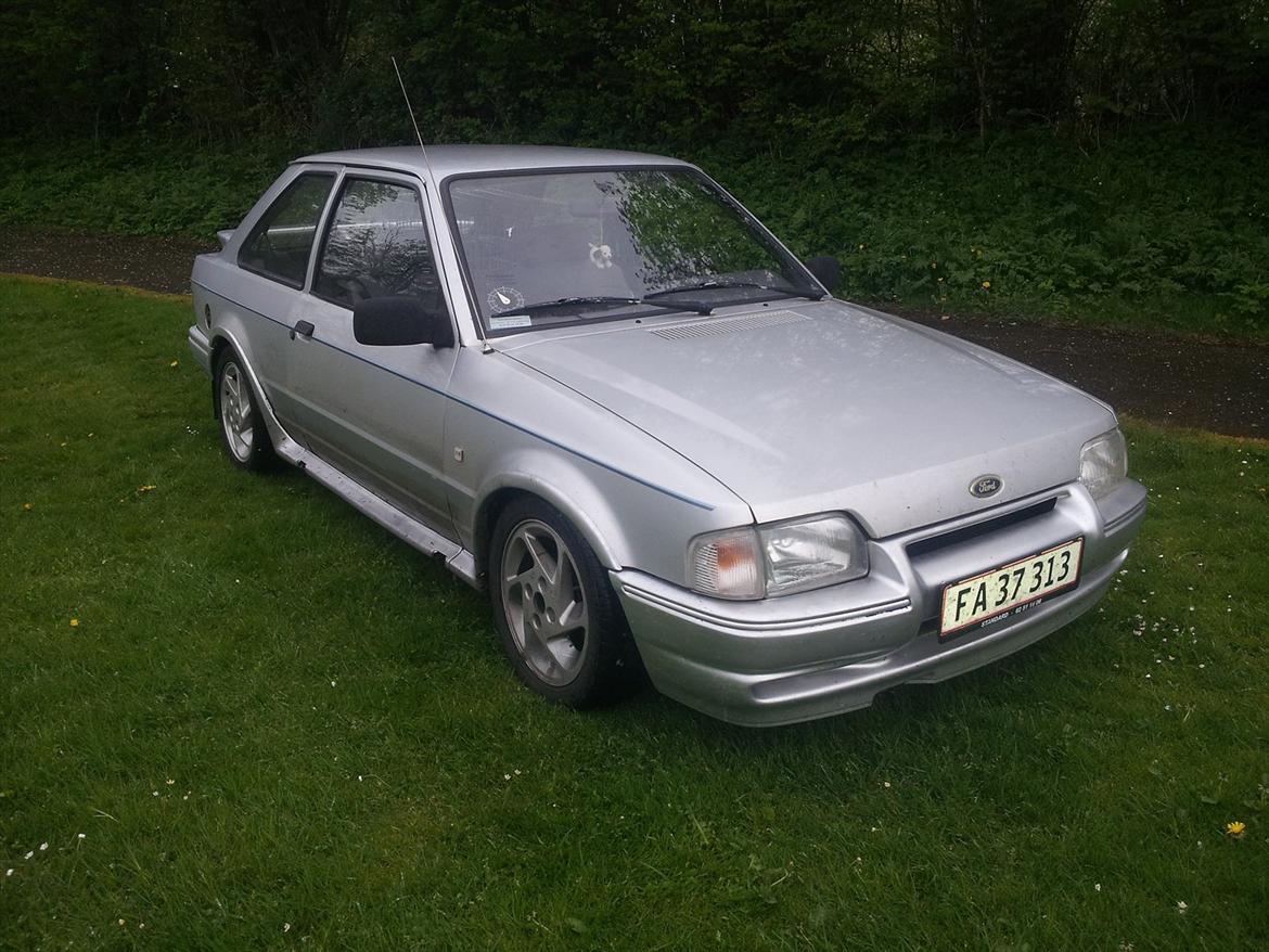 Ford escort 1.6 solgt billede 3