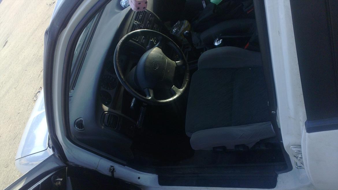 Nissan Primera SRI 1.6 16V Twincam - Roret! :D  billede 6