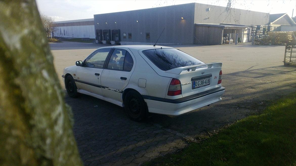 Nissan Primera SRI 1.6 16V Twincam billede 8