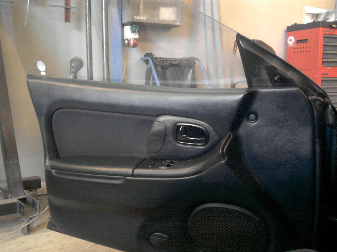 Mazda 323 f 1,8 Glx billede 14