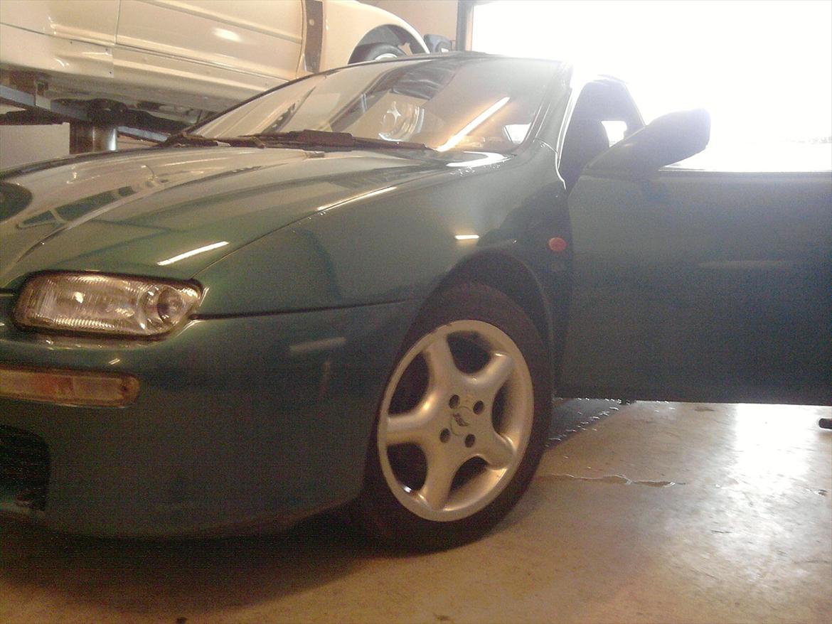 Mazda 323 f 1,8 Glx billede 19