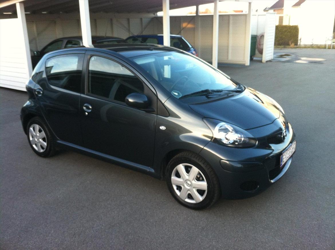 Toyota Aygo TRD SOLGT - Original frisk fra forhandleren. billede 7