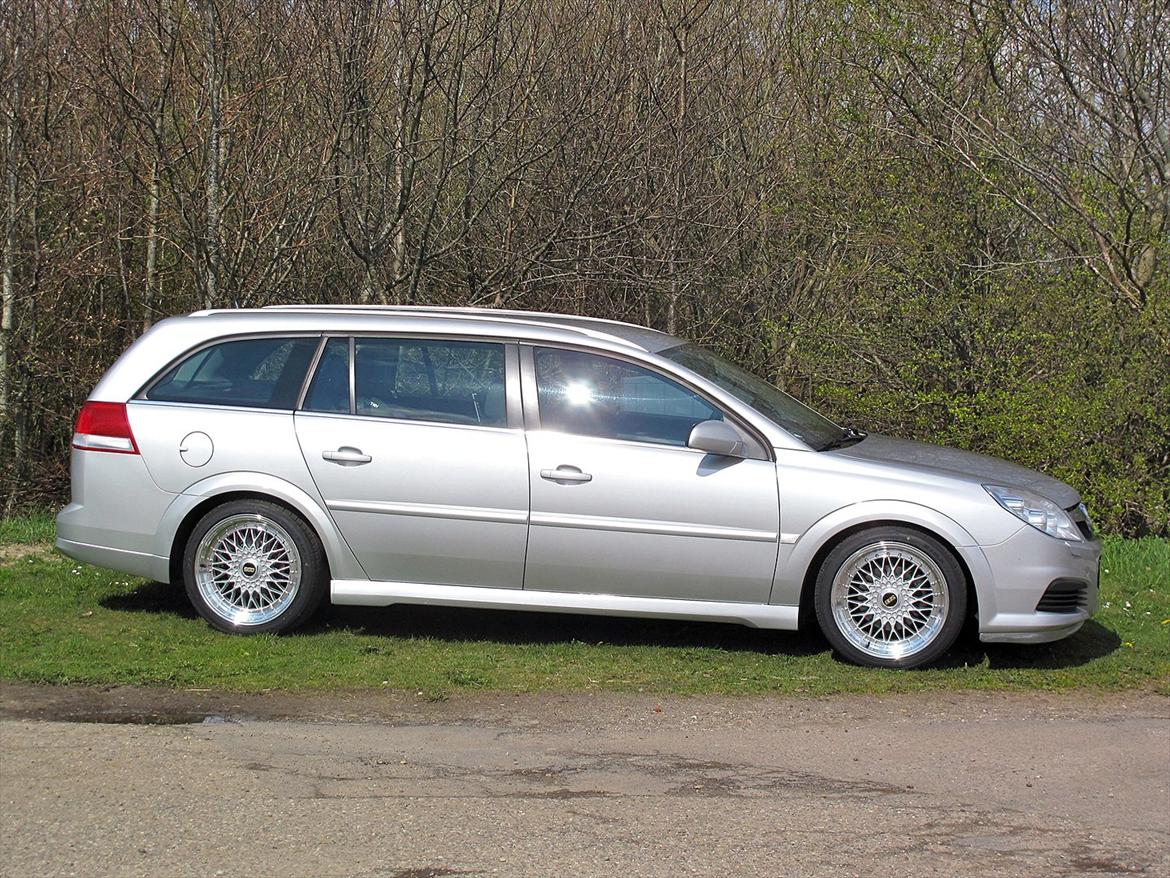Opel Vectra C 1.9 CDTI solgt Billeder af biler Uploaded af Mansini