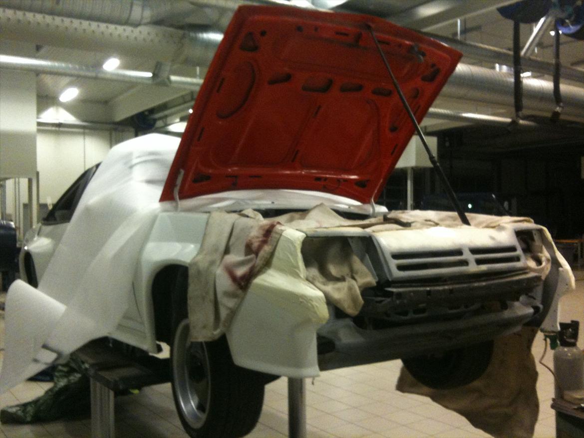 Opel Manta B i400 Replica "SOLGT" billede 14