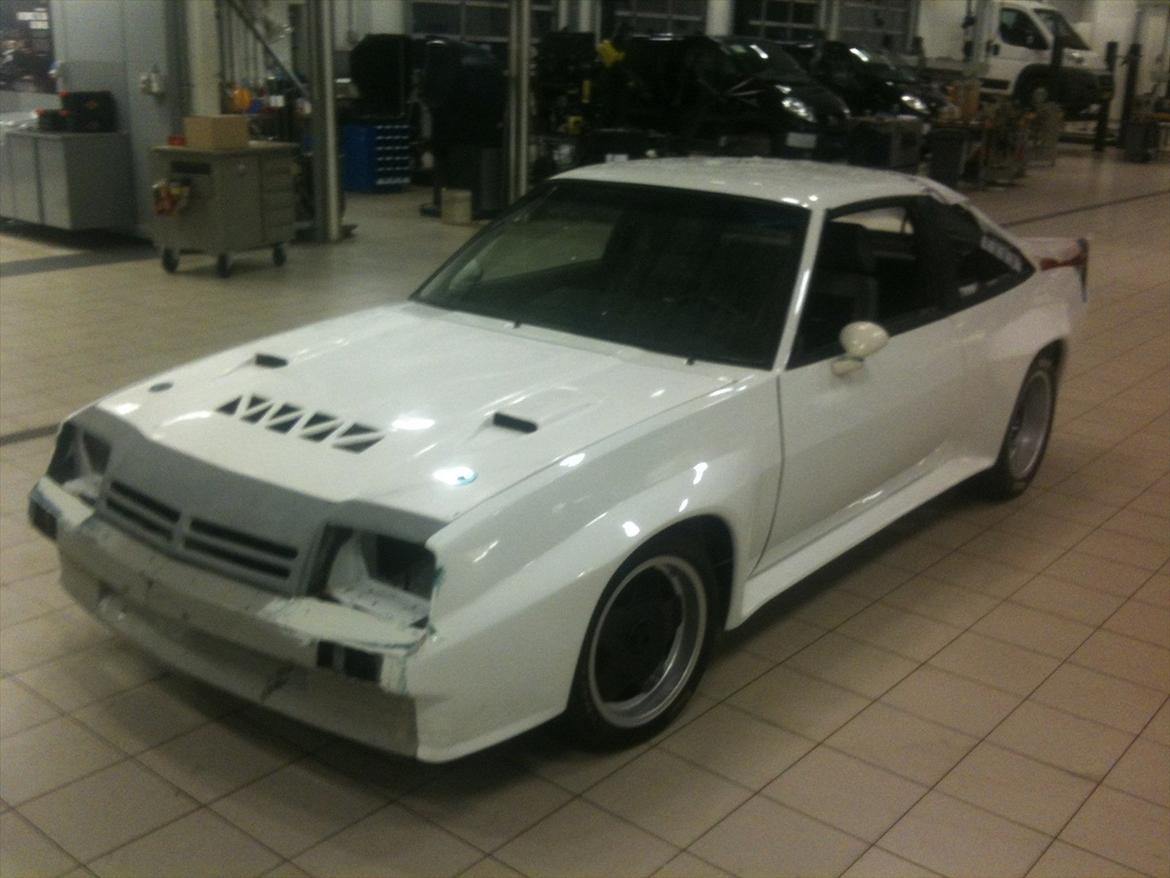 Opel Manta B i400 Replica "SOLGT" billede 18