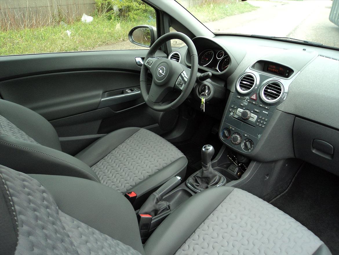 Opel Corsa D 1,4i 16V Cosmo Limited billede 18