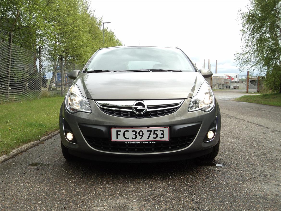 Opel Corsa D 1,4i 16V Cosmo Limited billede 8
