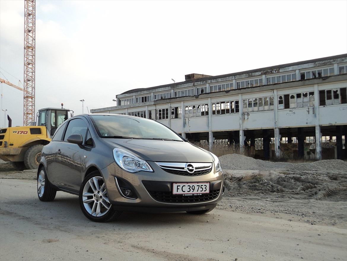 Opel Corsa D 1,4i 16V Cosmo Limited billede 10