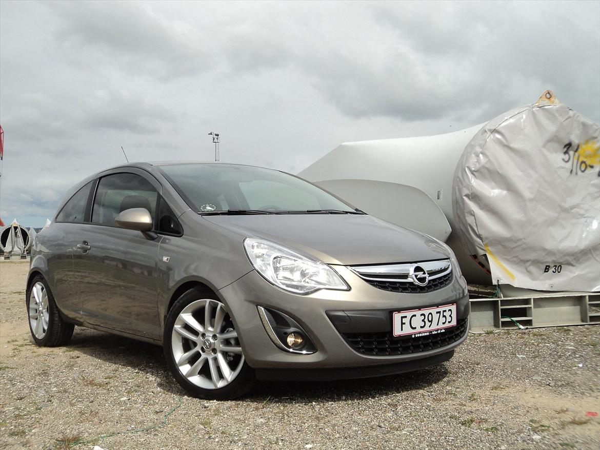 Opel Corsa D 1,4i 16V Cosmo Limited billede 16