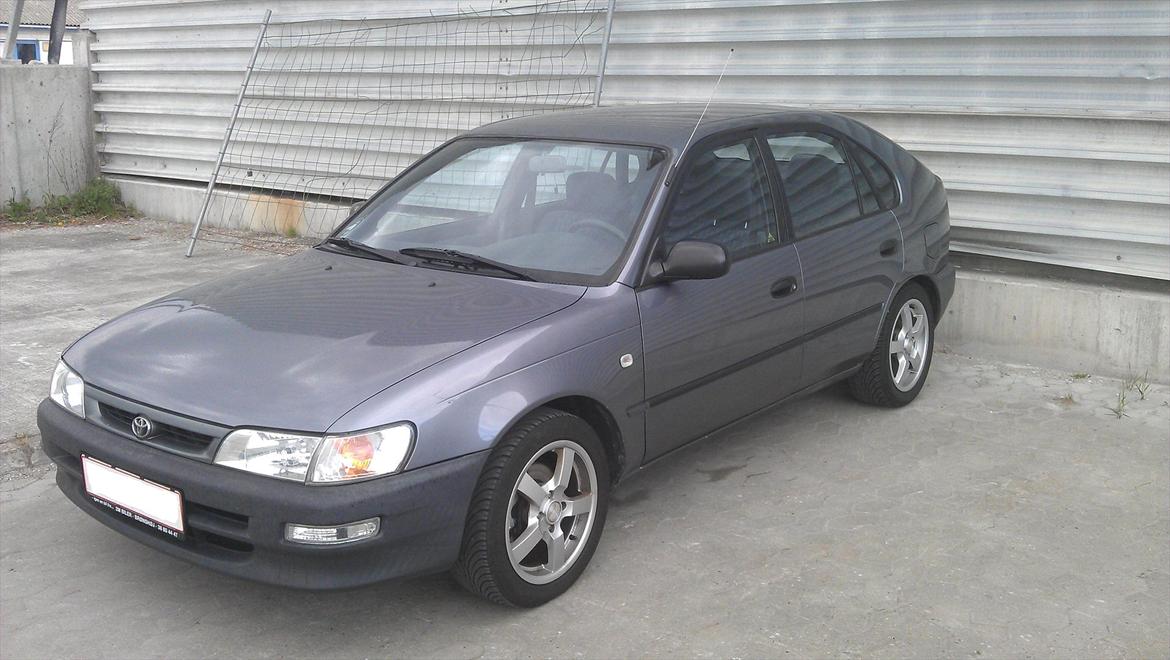 Toyota Corolla E10 1.3 Xli (Solgt) billede 3