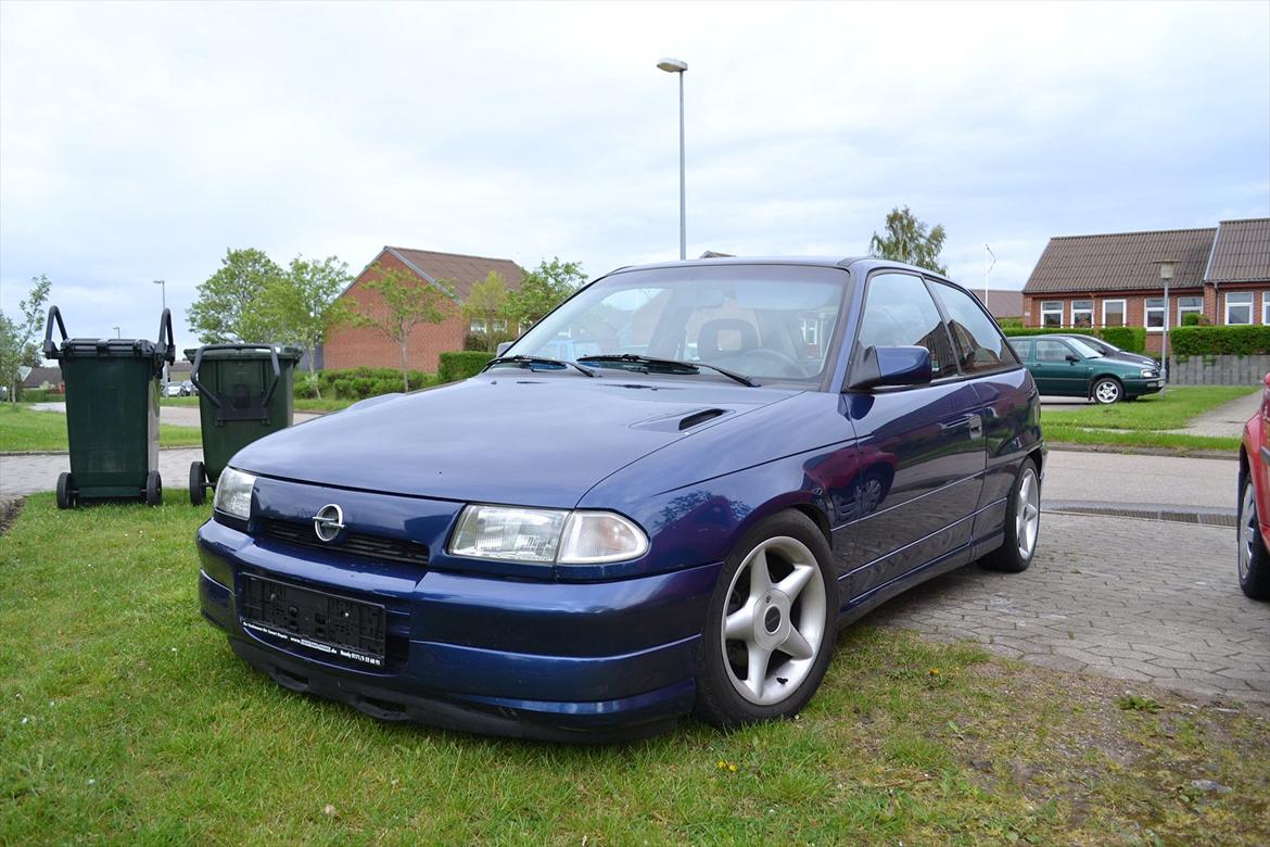 Opel astra gsi 8v billede 1