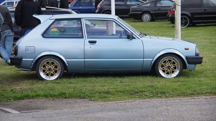 Toyota starlet kp60 billede 10