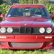 BMW 320i E30 eta